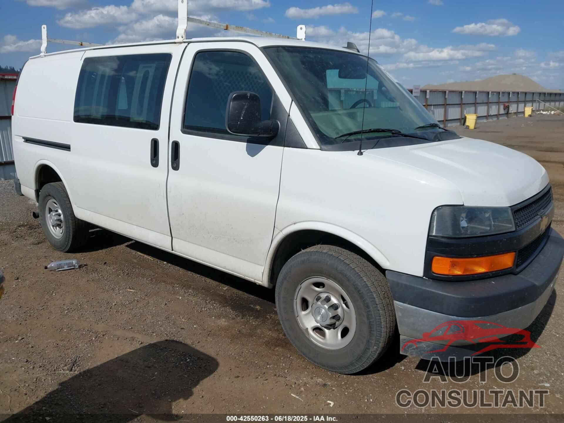 CHEVROLET EXPRESS 3500 2018 - 1GCZGGFGXJ1178560
