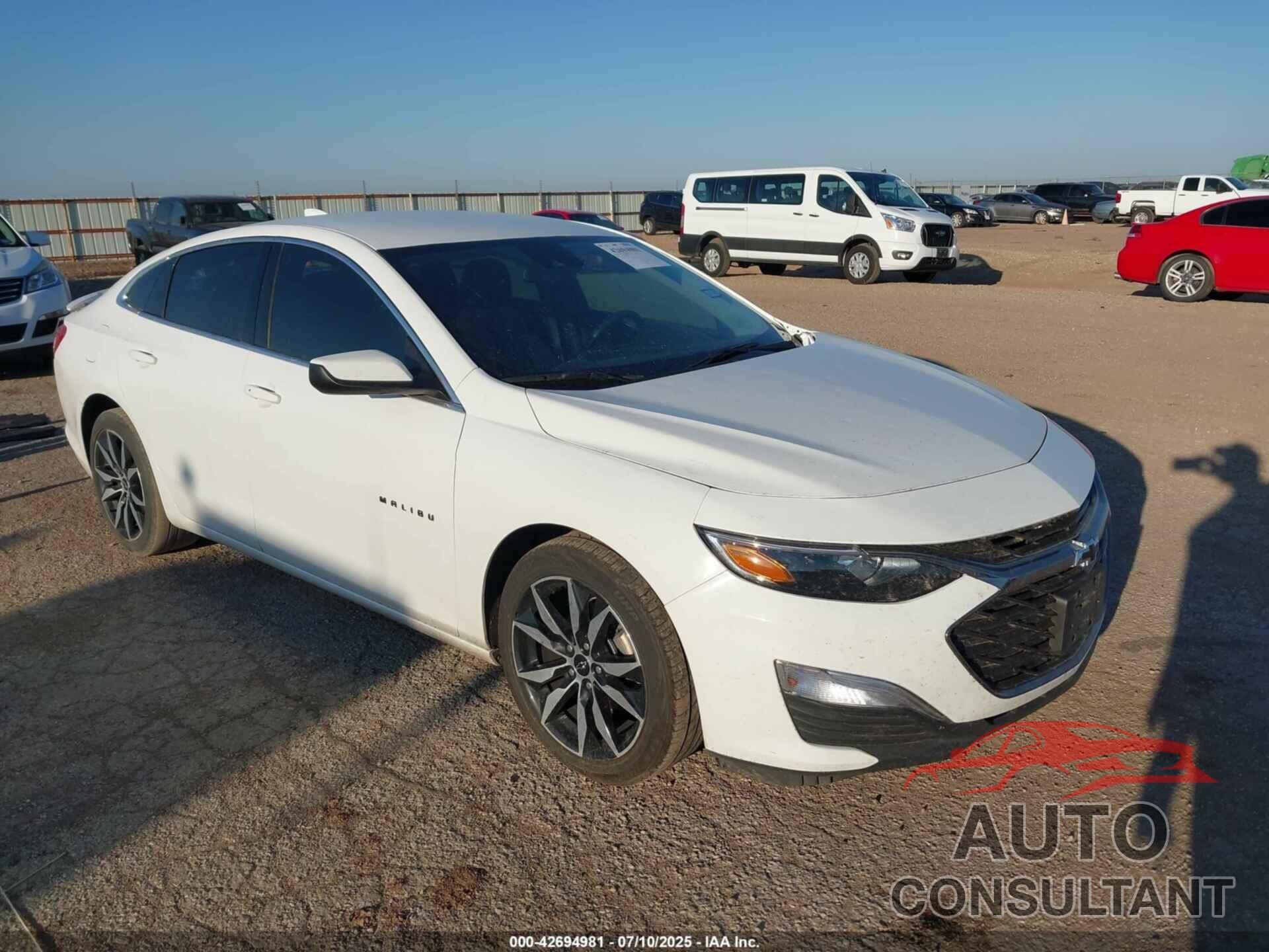 CHEVROLET MALIBU 2023 - 1G1ZG5ST0PF116502