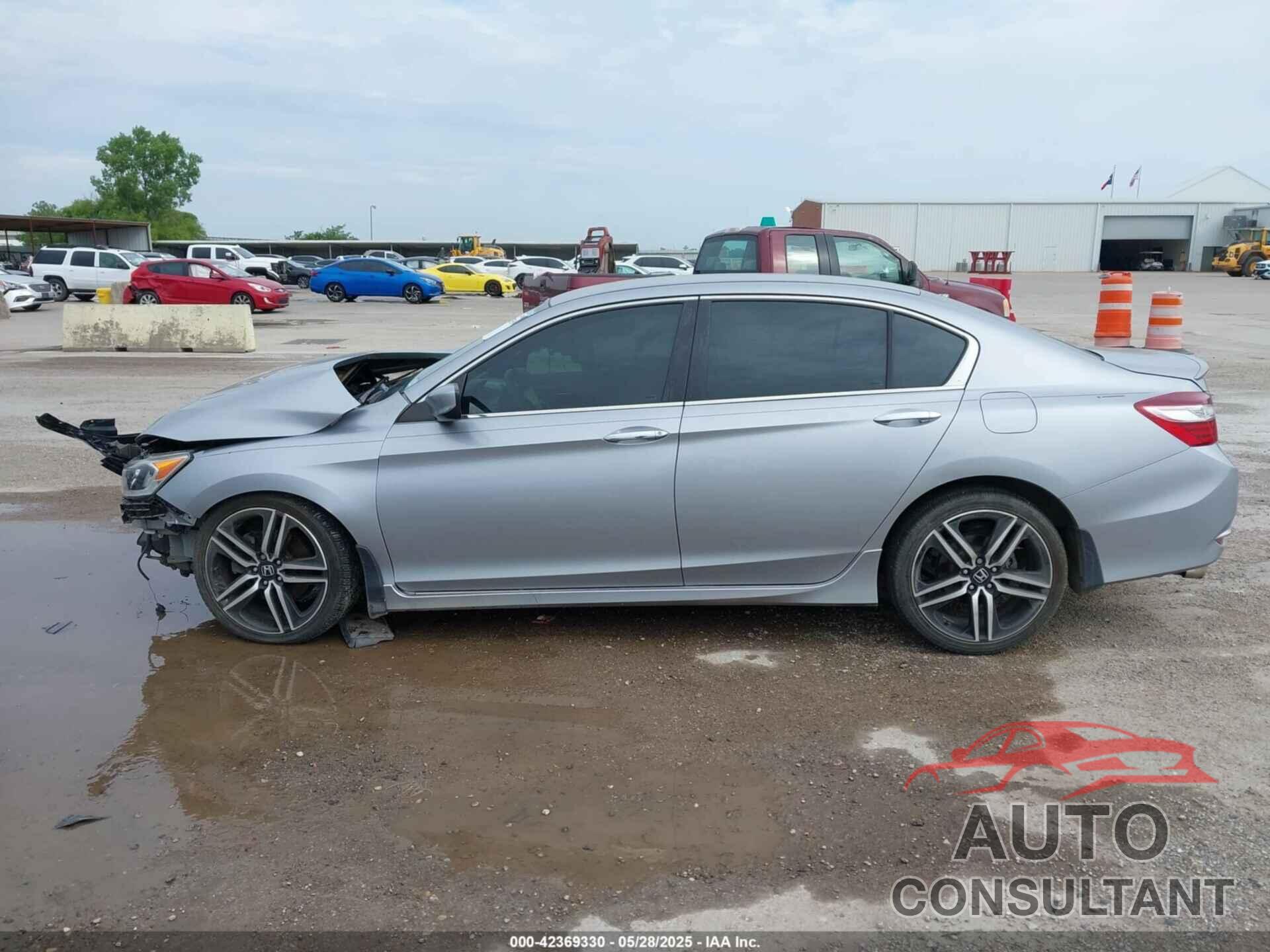 HONDA ACCORD 2017 - 1HGCR2F12HA246022