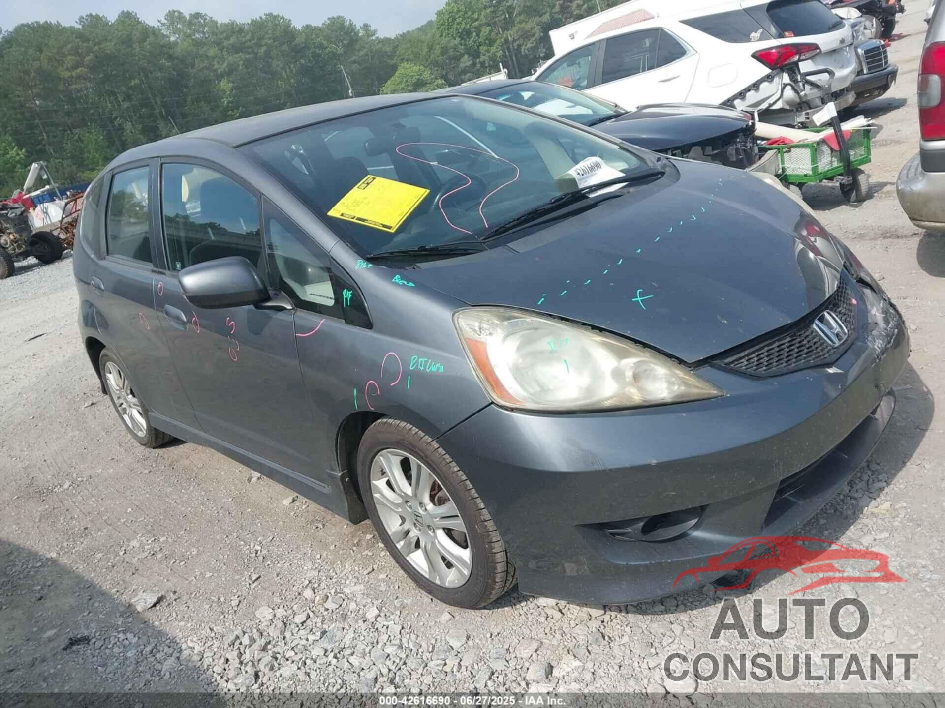 HONDA FIT 2011 - JHMGE8H55BS005408
