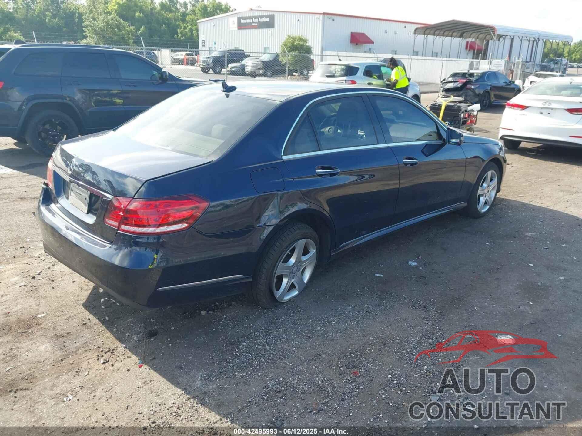 MERCEDES-BENZ E 2014 - WDDHF5KB3EB011847