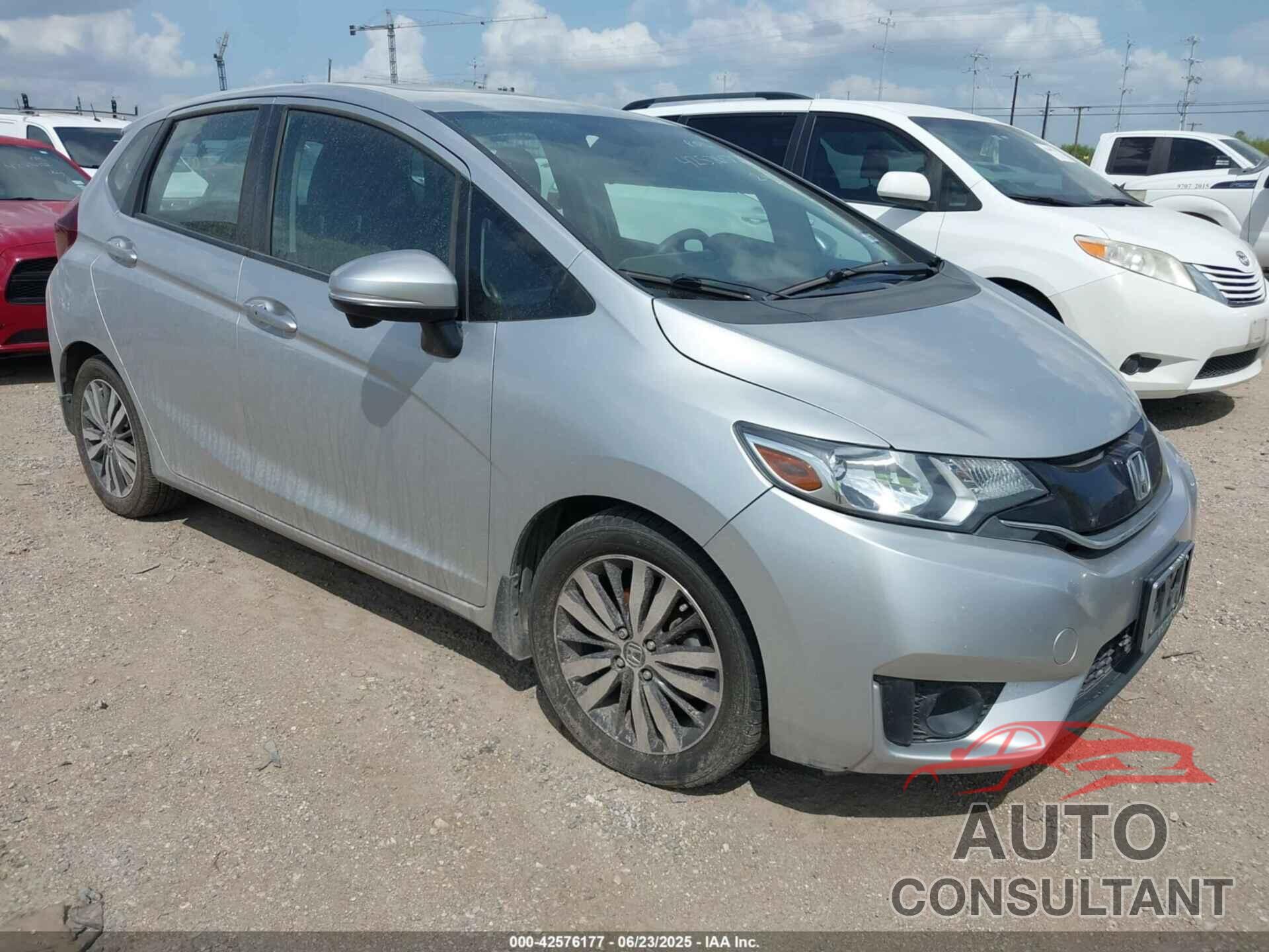HONDA FIT 2015 - 3HGGK5H83FM768479