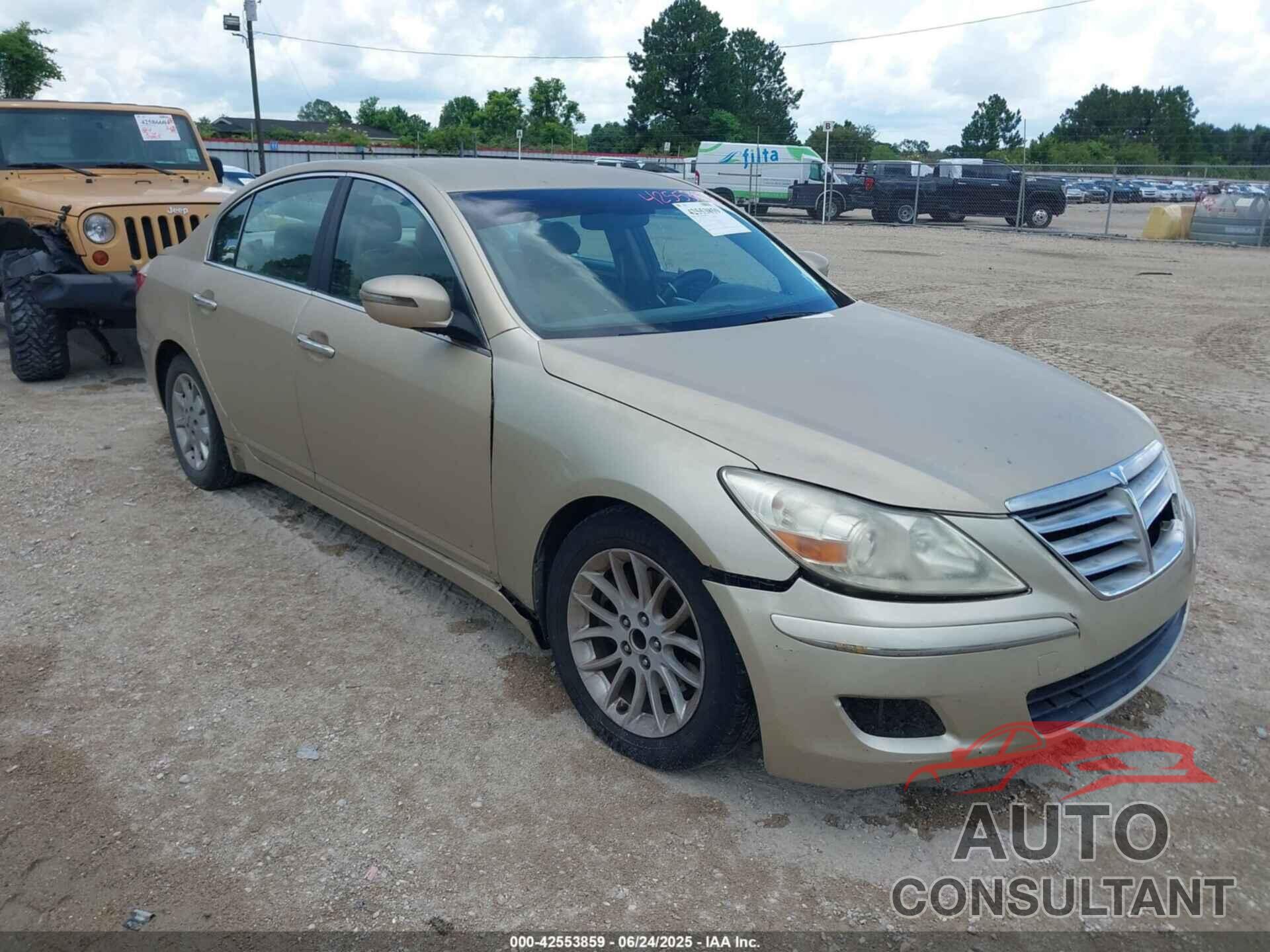 HYUNDAI GENESIS 2011 - KMHGC4DE1BU133232