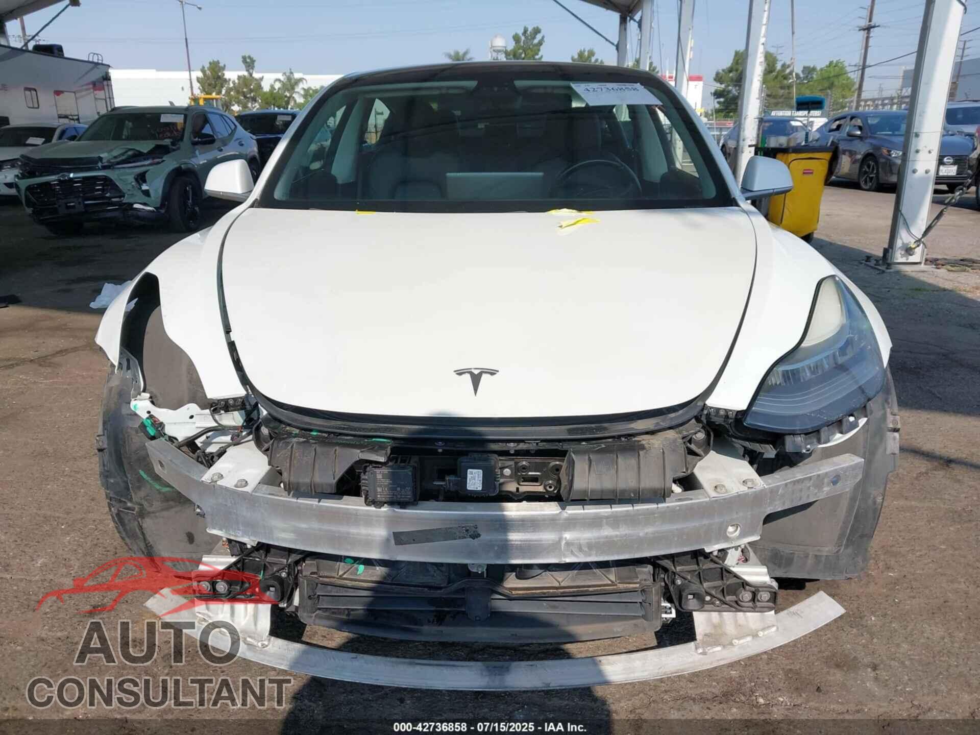 TESLA MODEL 3 2018 - 5YJ3E1EA7JF044277