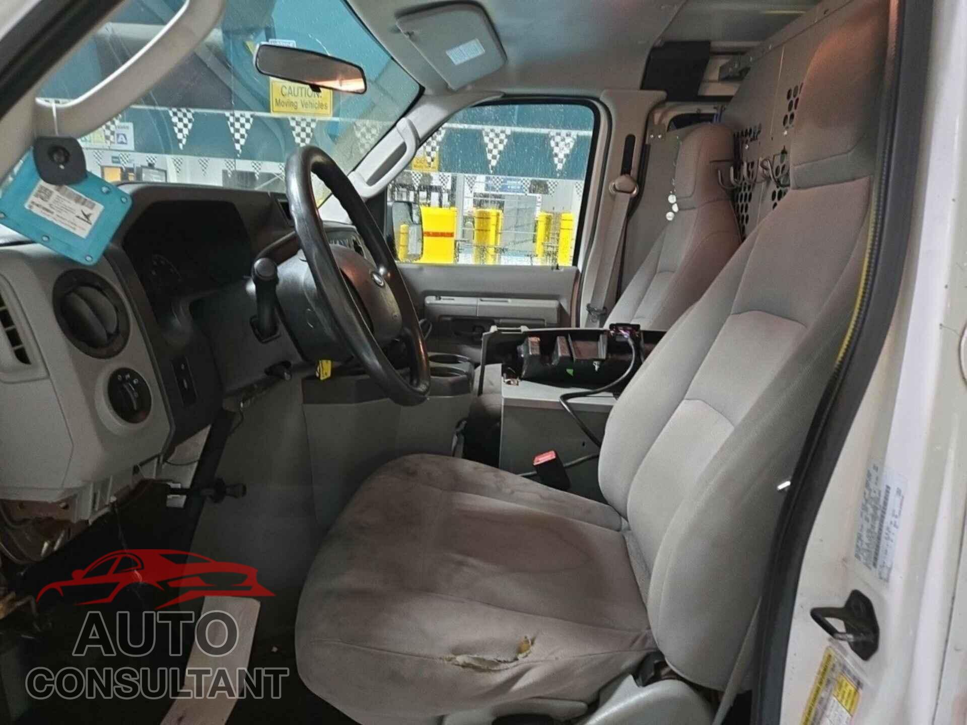 FORD ECONOLINE 2010 - 1FTNE2EL3ADA10330
