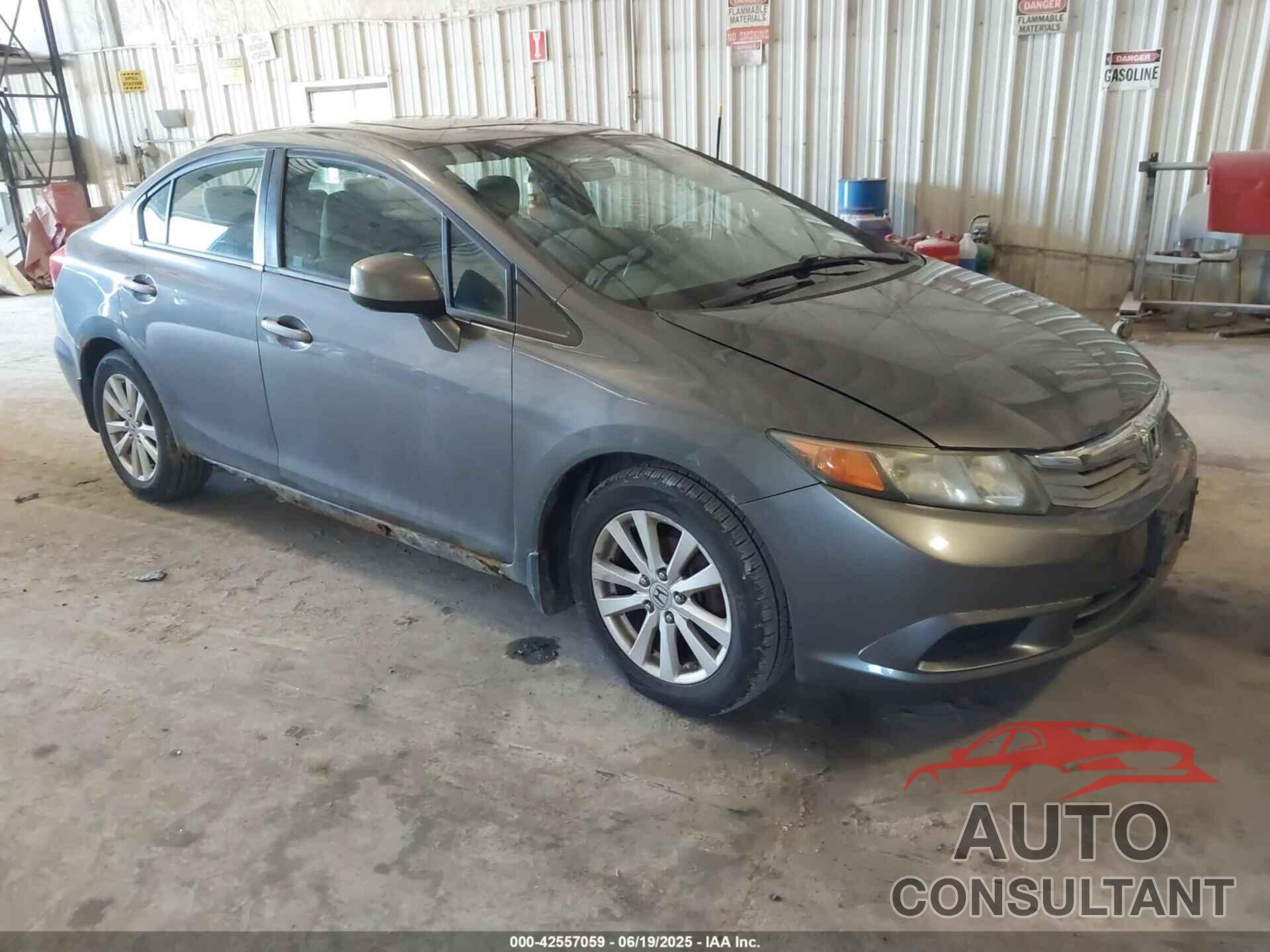 HONDA CIVIC 2012 - 2HGFB2F82CH552355