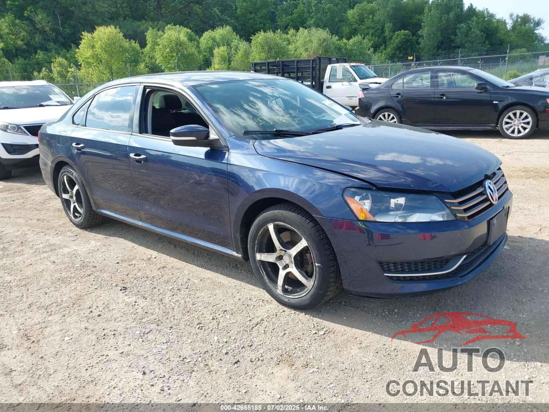 VOLKSWAGEN PASSAT 2013 - 1VWAP7A36DC023057