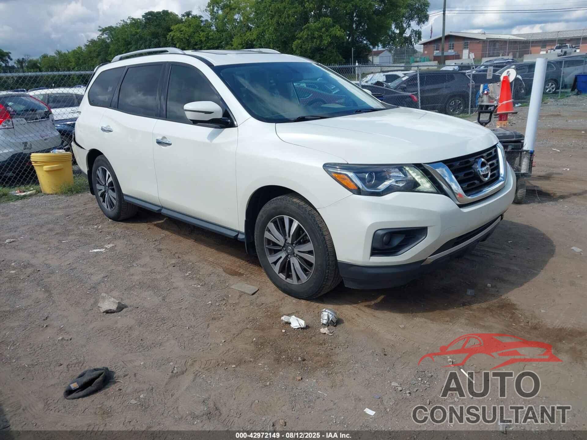 NISSAN PATHFINDER 2017 - 5N1DR2MN6HC673289