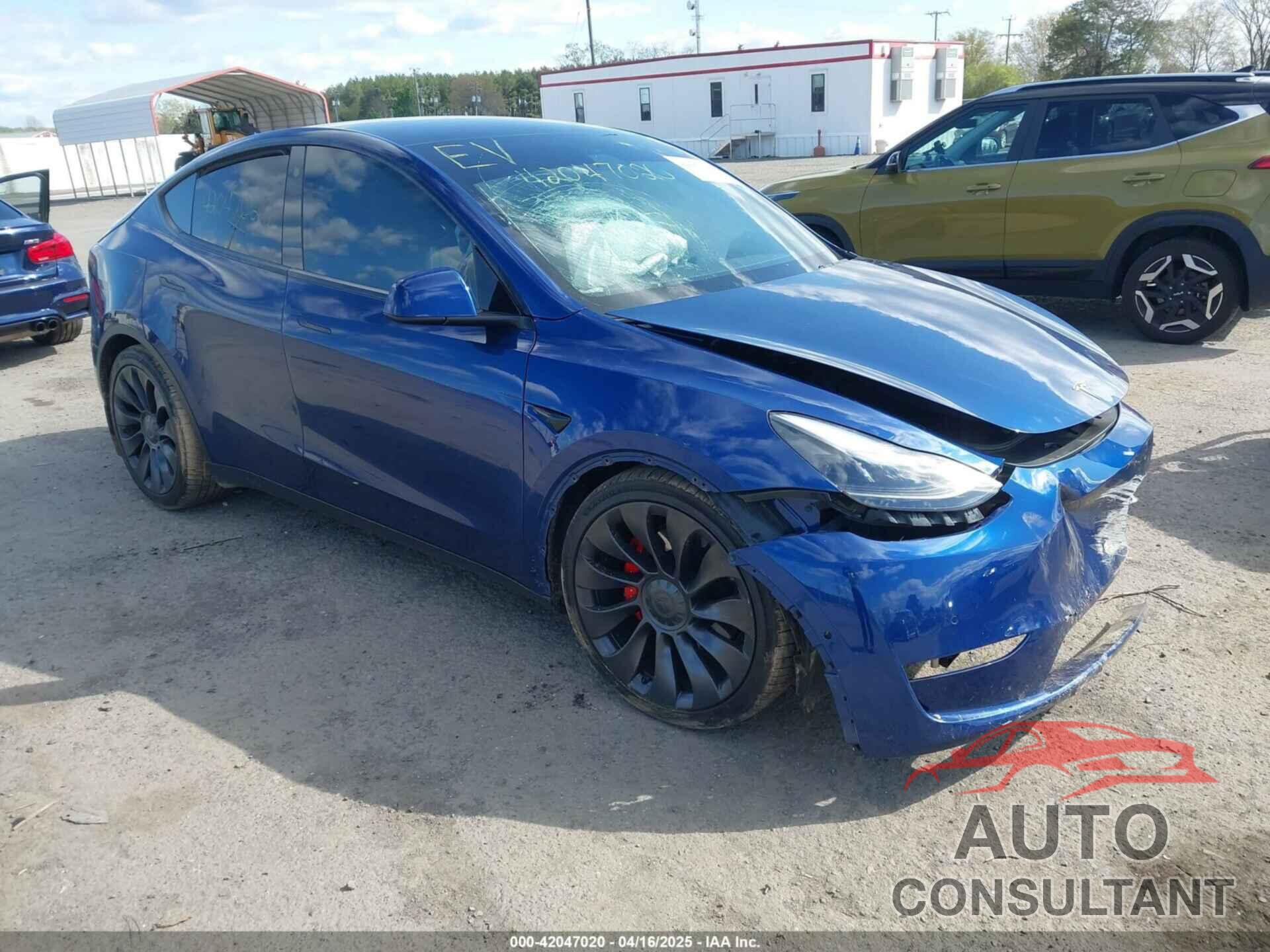 TESLA MODEL Y 2021 - 5YJYGDEF4MF230487