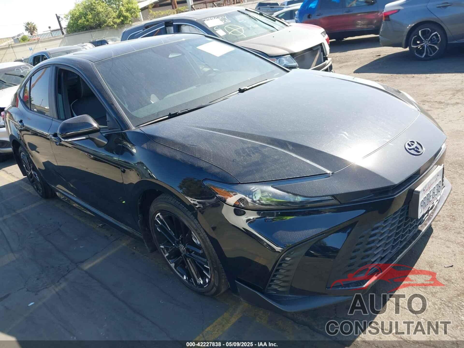 TOYOTA CAMRY 2025 - 4T1DAACK7SU557142