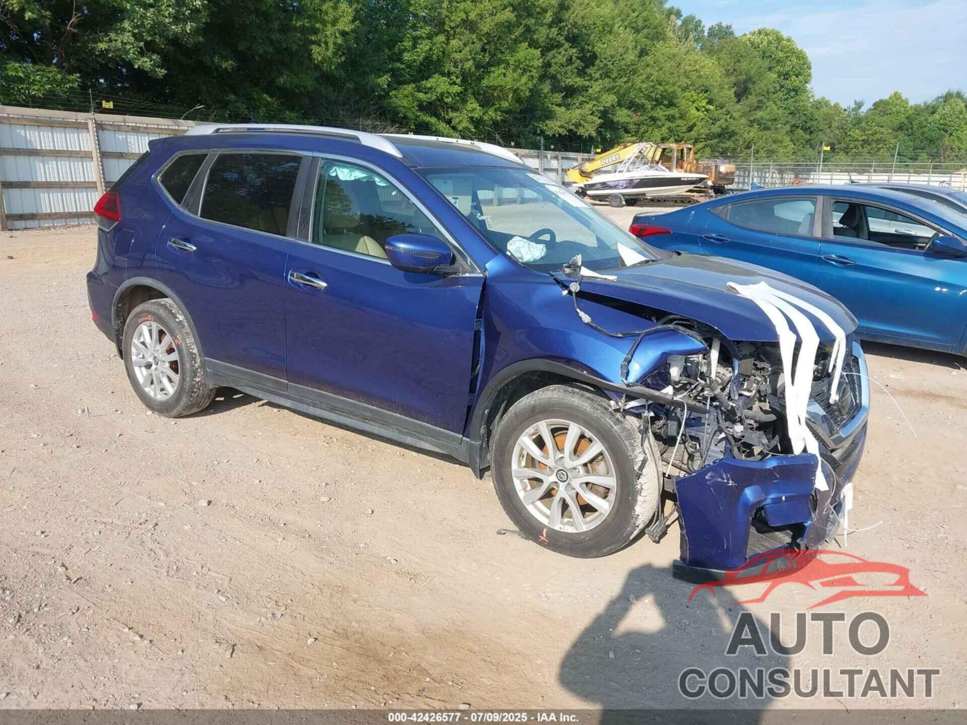 NISSAN ROGUE 2018 - KNMAT2MTXJP603087