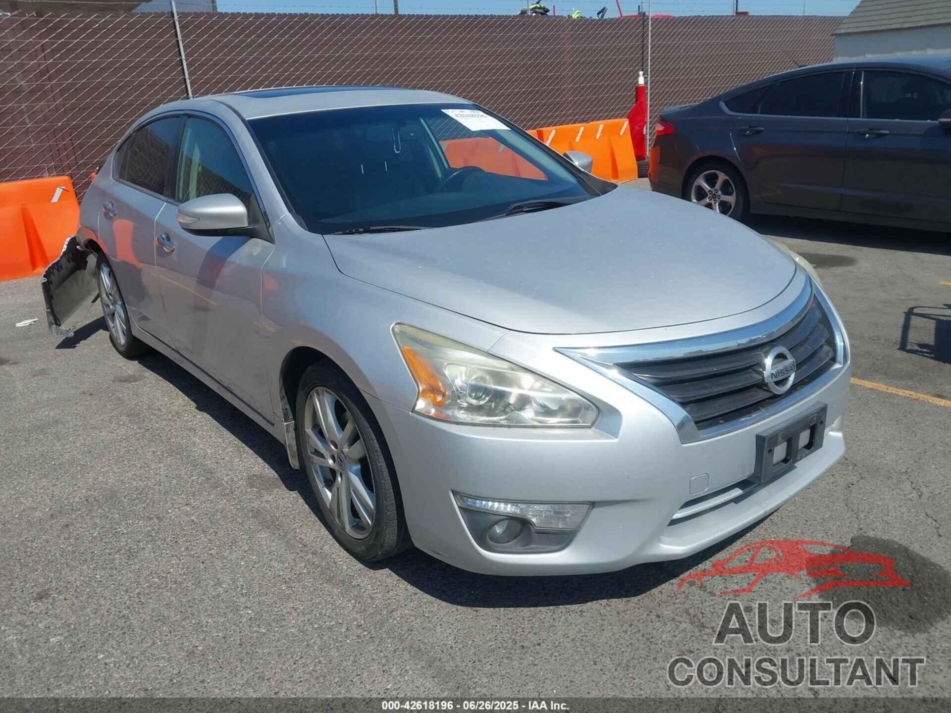 NISSAN ALTIMA 2014 - 1N4BL3AP7EC319176