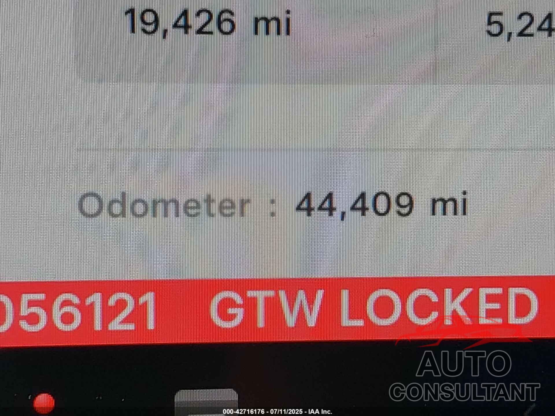 TESLA MODEL Y 2023 - 7SAYGDEE7PA056121