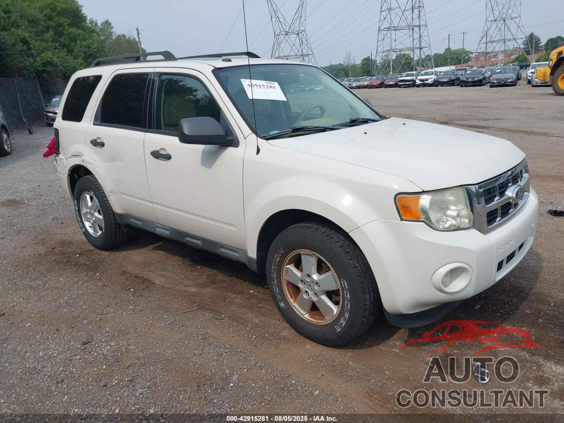 FORD ESCAPE 2010 - 1FMCU9DG8AKD30421
