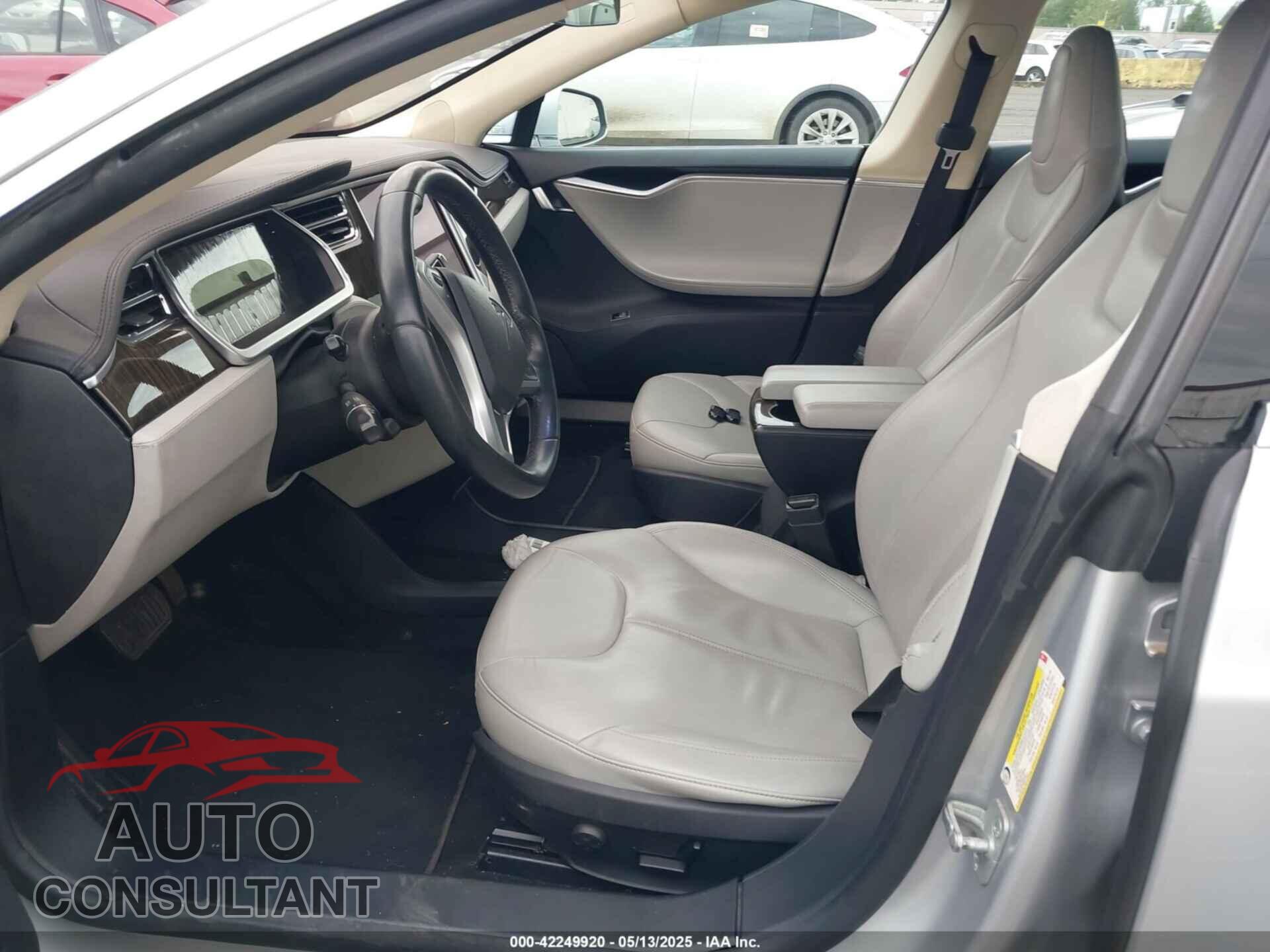 TESLA MODEL S 2013 - 5YJSA1CNXDFP05754