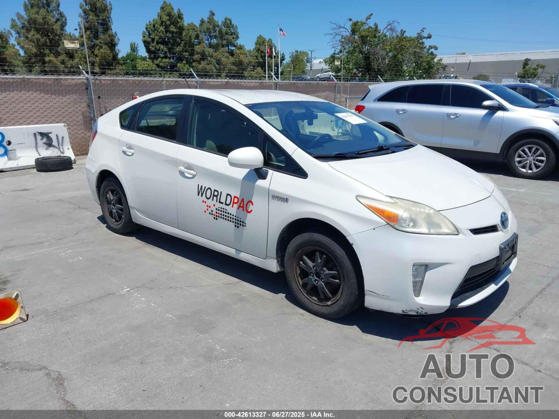 TOYOTA PRIUS 2014 - JTDKN3DU6E1739402