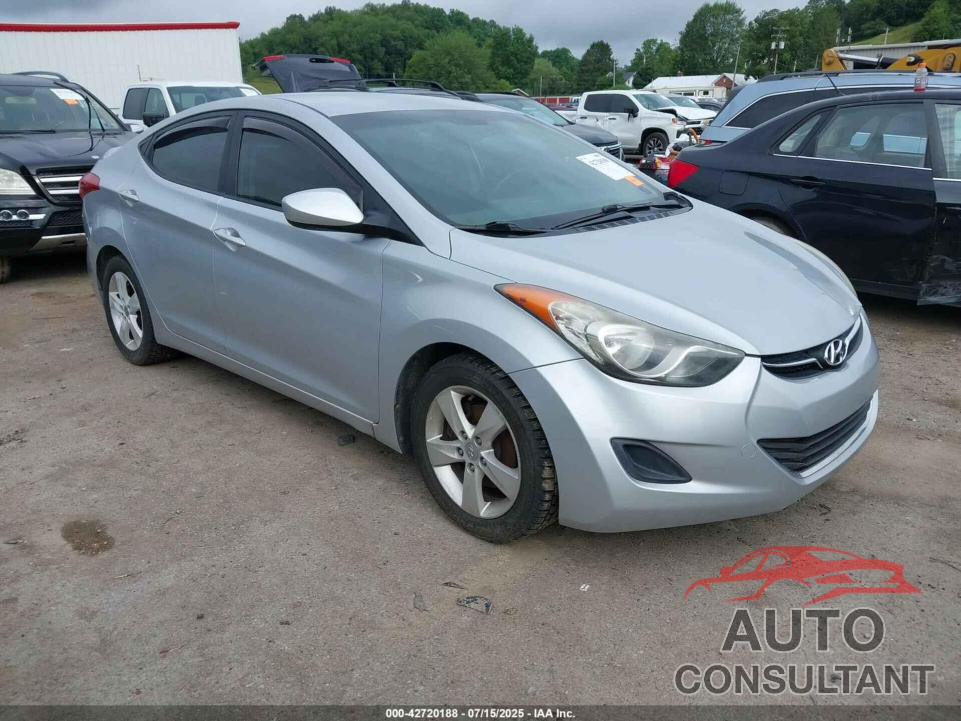 HYUNDAI ELANTRA 2011 - 5NPDH4AE0BH003854
