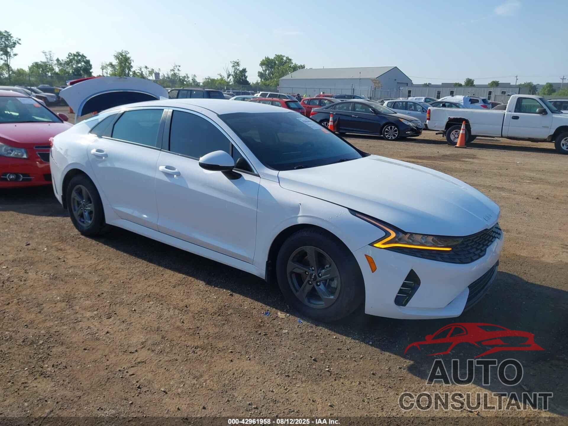 KIA K5 2022 - 5XXG24J26NG150992
