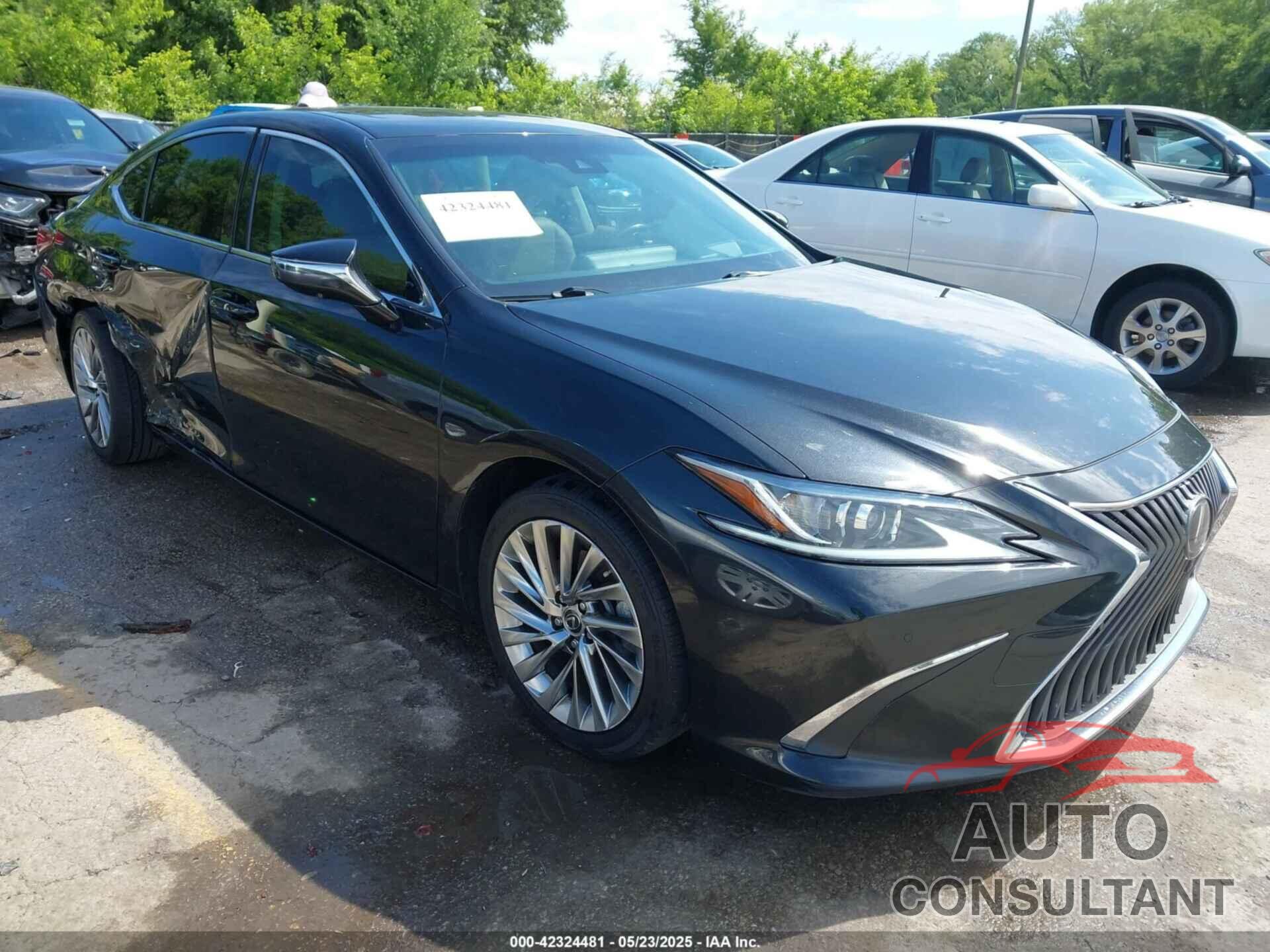 LEXUS ES 300H 2019 - JTHB21B10K2007177