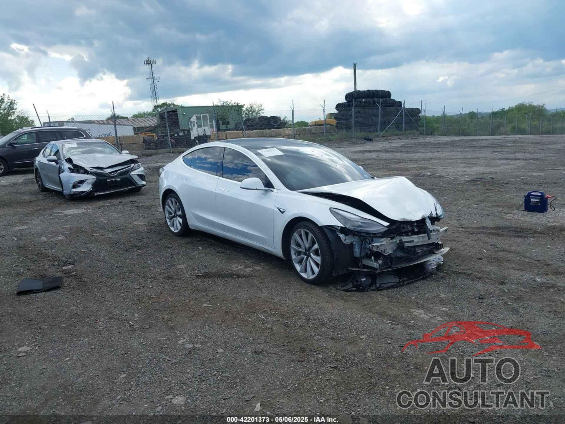 TESLA MODEL 3 2020 - 5YJ3E1EB8LF667404