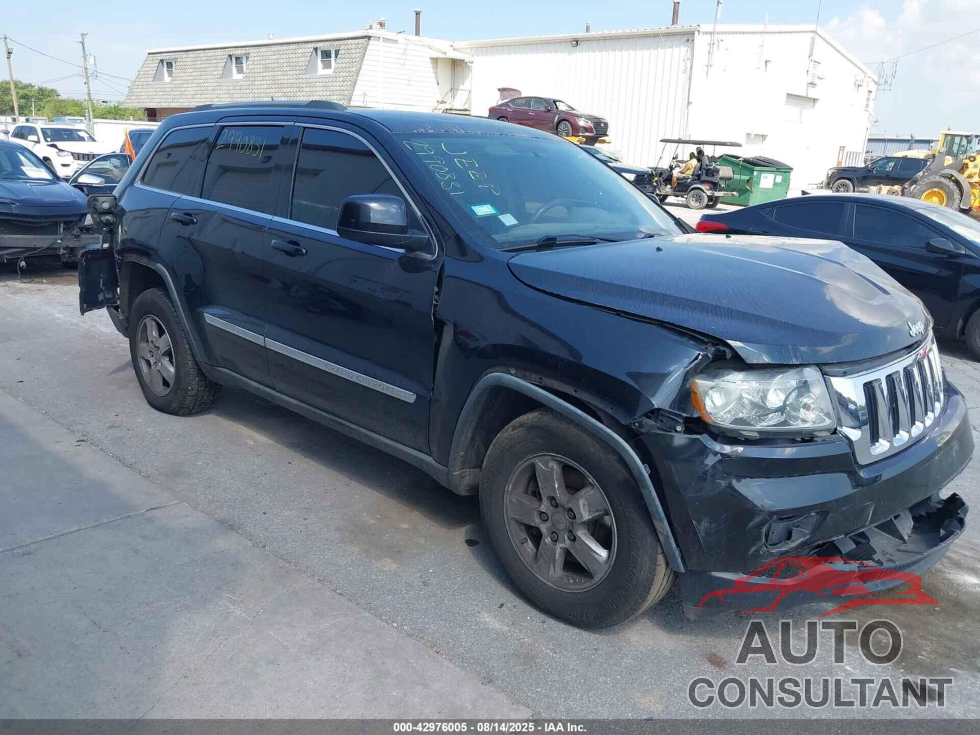 JEEP GRAND CHEROKEE 2011 - 1J4RR4GG0BC523778