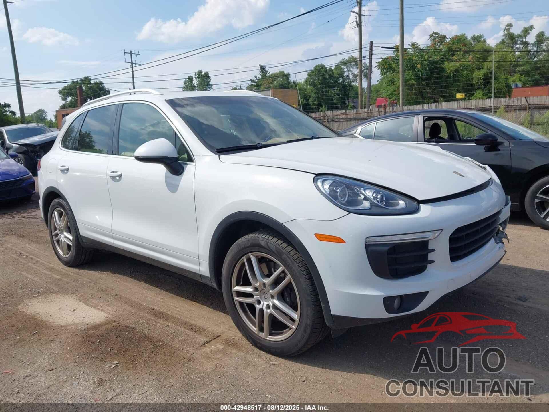 PORSCHE CAYENNE 2016 - WP1AA2A22GKA14976