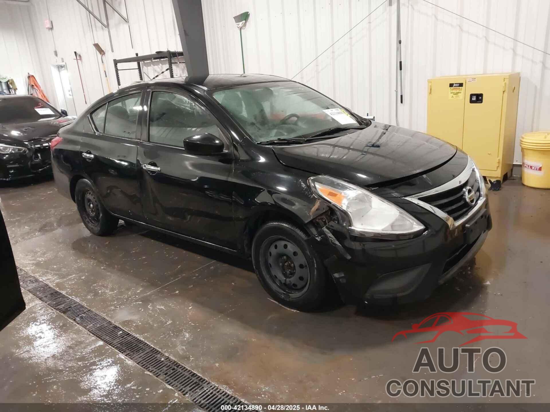 NISSAN VERSA 2019 - 3N1CN7AP6KL879791