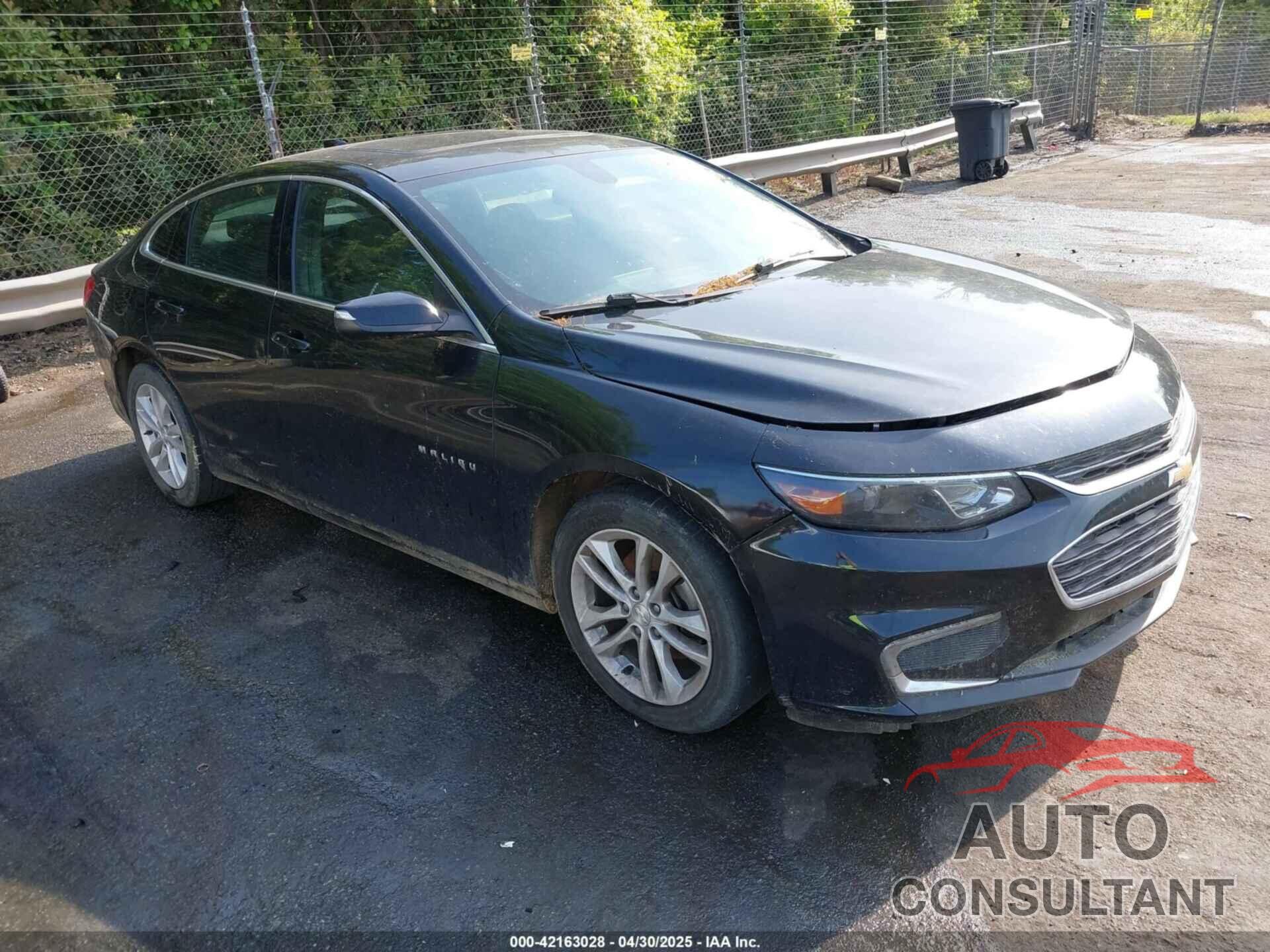 CHEVROLET MALIBU 2017 - 1G1ZE5ST5HF196578