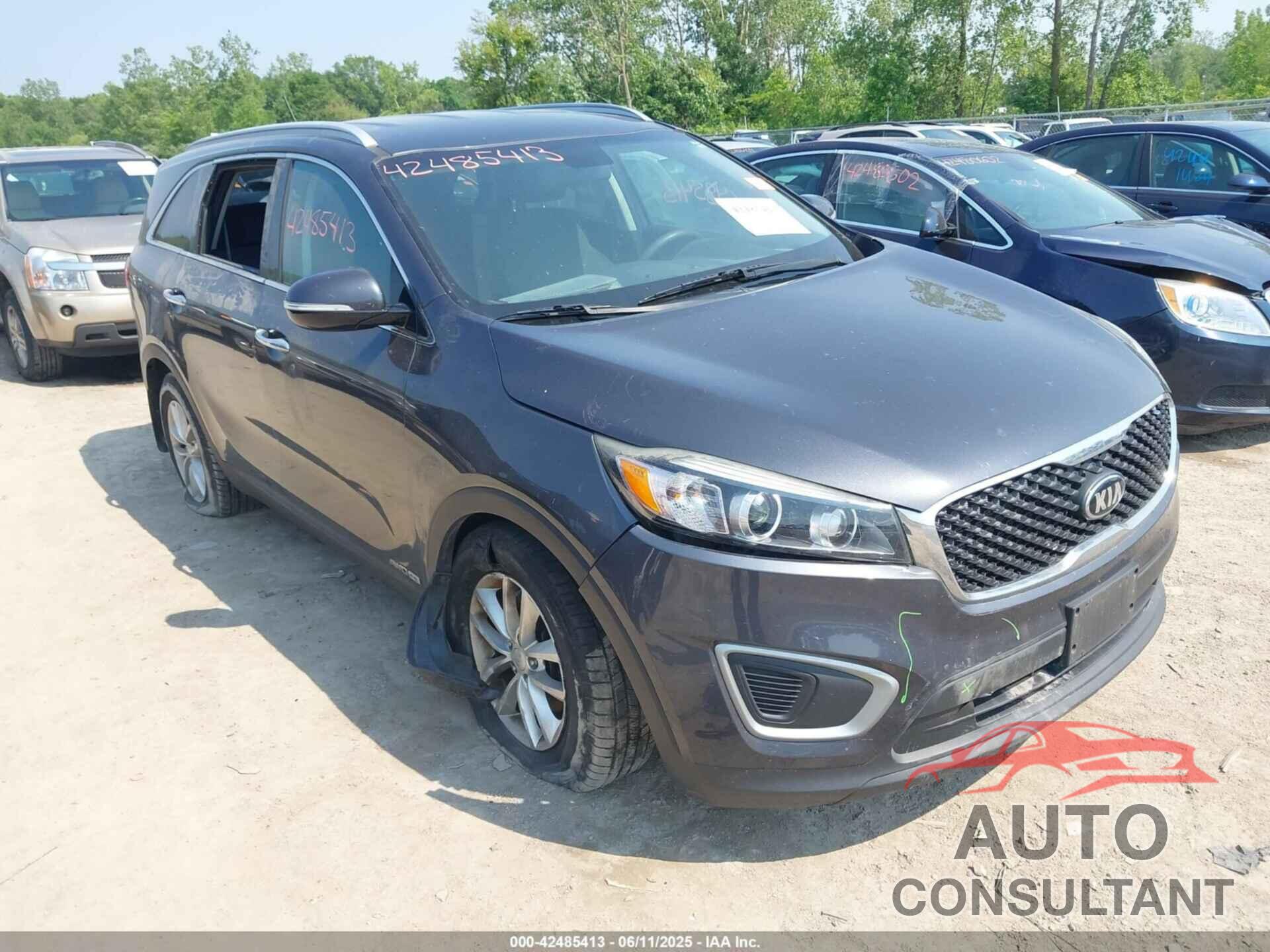 KIA SORENTO 2017 - 5XYPGDA54HG224387