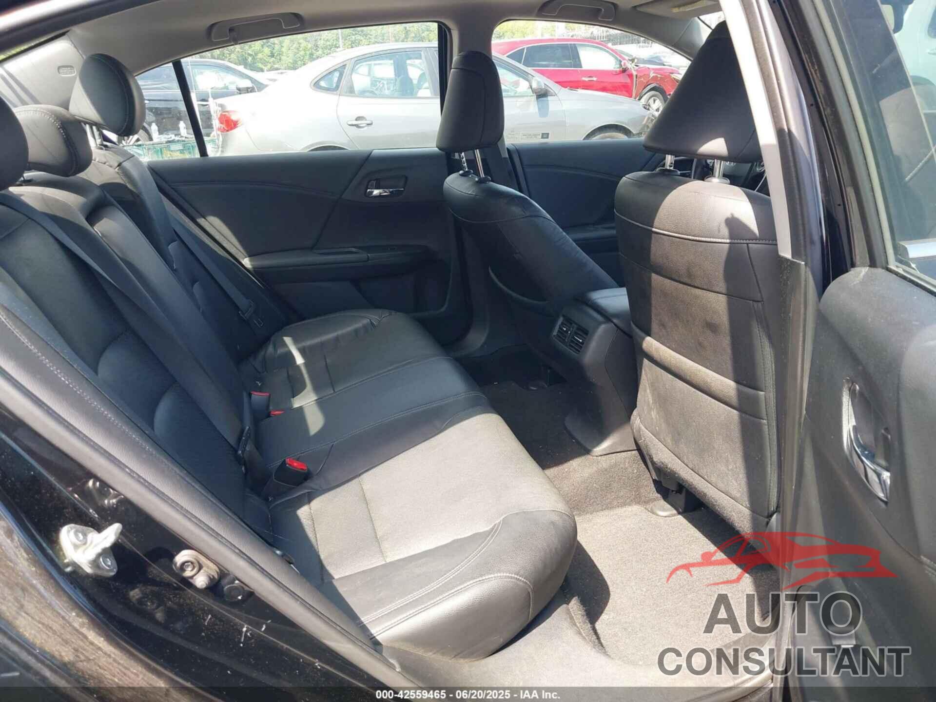 HONDA ACCORD 2017 - 1HGCR3F8XHA037758