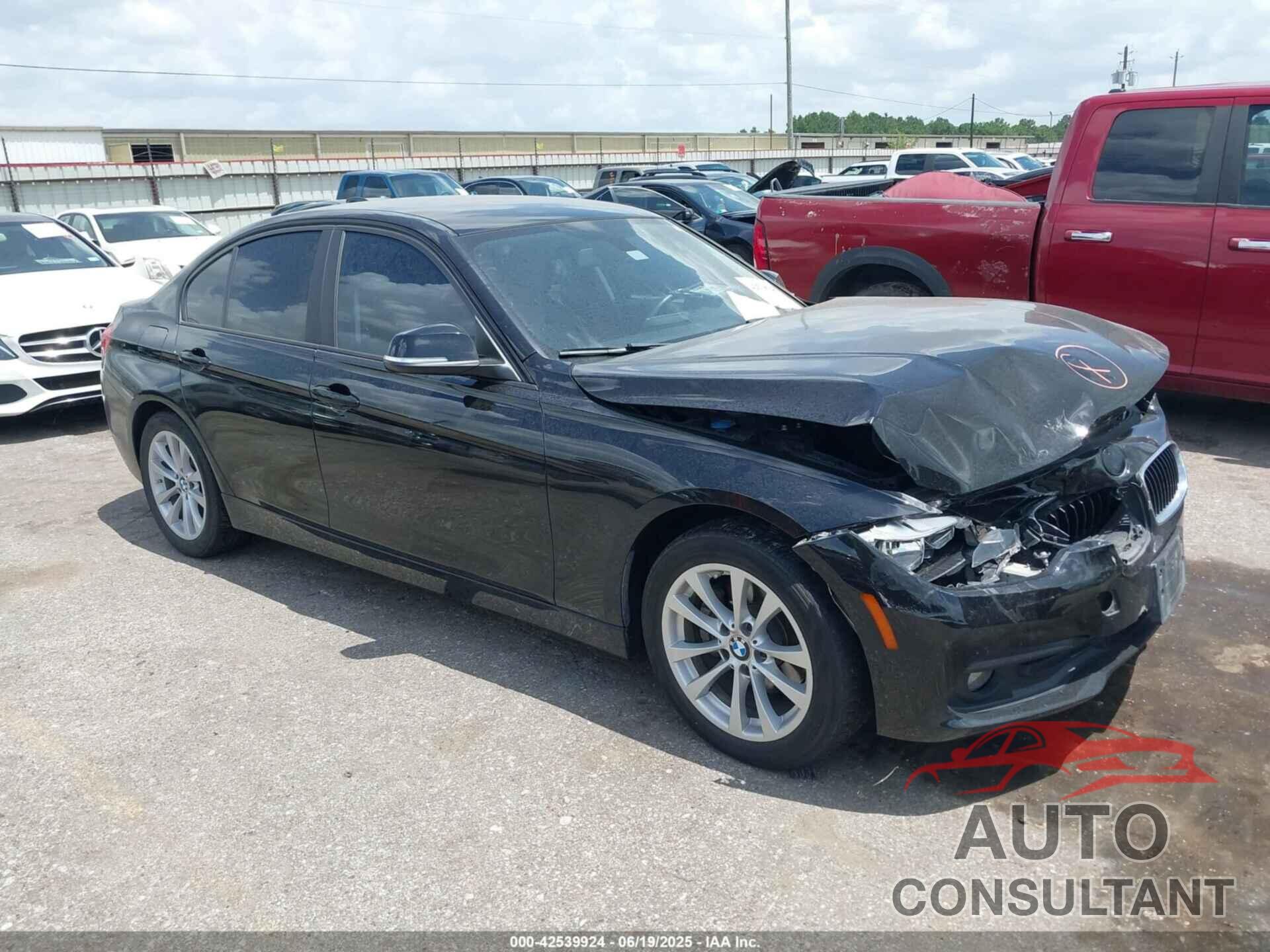 BMW 320I 2017 - WBA8A9C54HK620195
