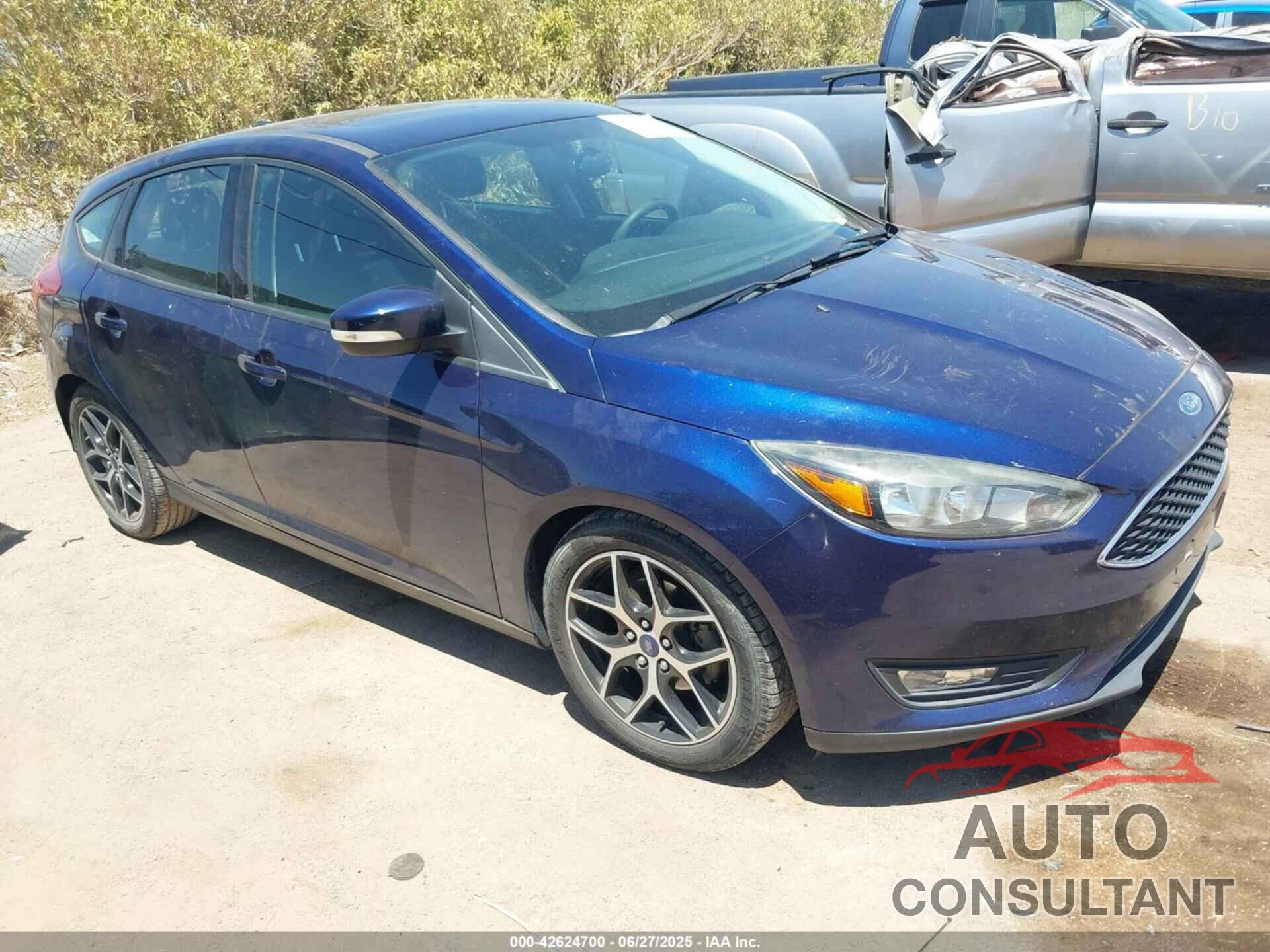 FORD FOCUS 2017 - 1FADP3M22HL263682