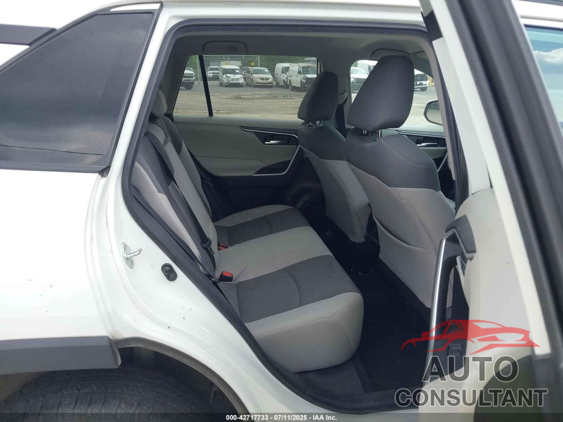 TOYOTA RAV4 2021 - 2T3W1RFV9MW116054