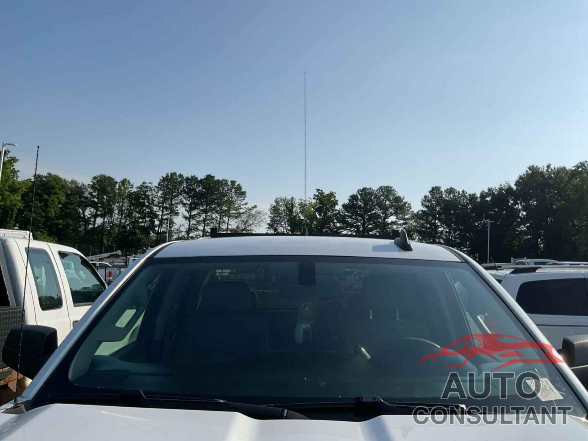 CHEVROLET SILVERADO 2500HD 2017 - 1GC2KUEG6HZ303839