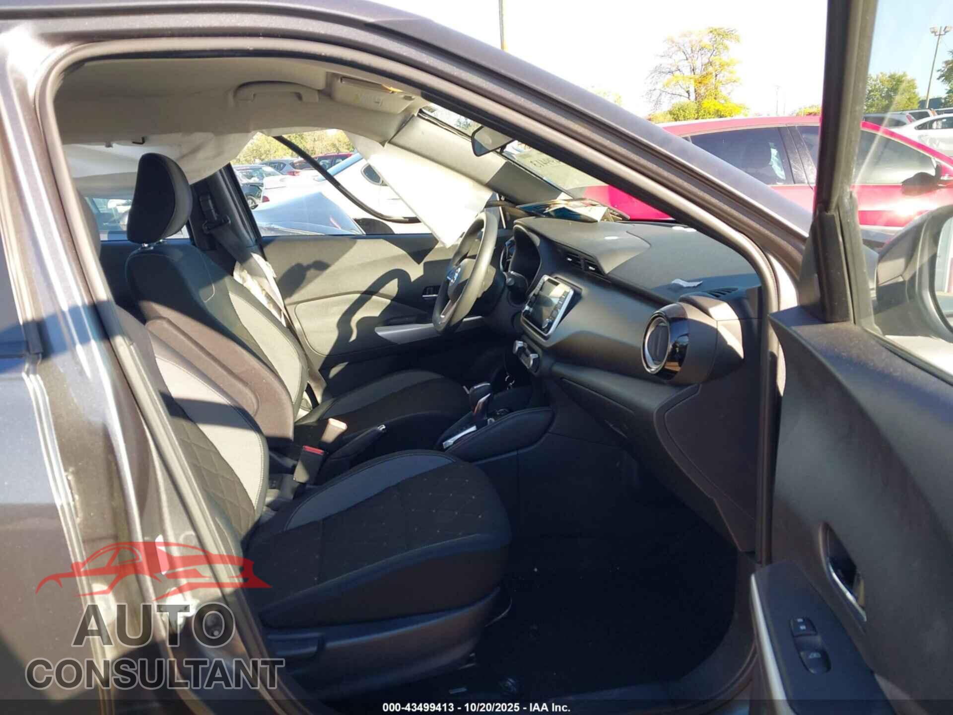 NISSAN KICKS 2019 - 3N1CP5CU3KL566683
