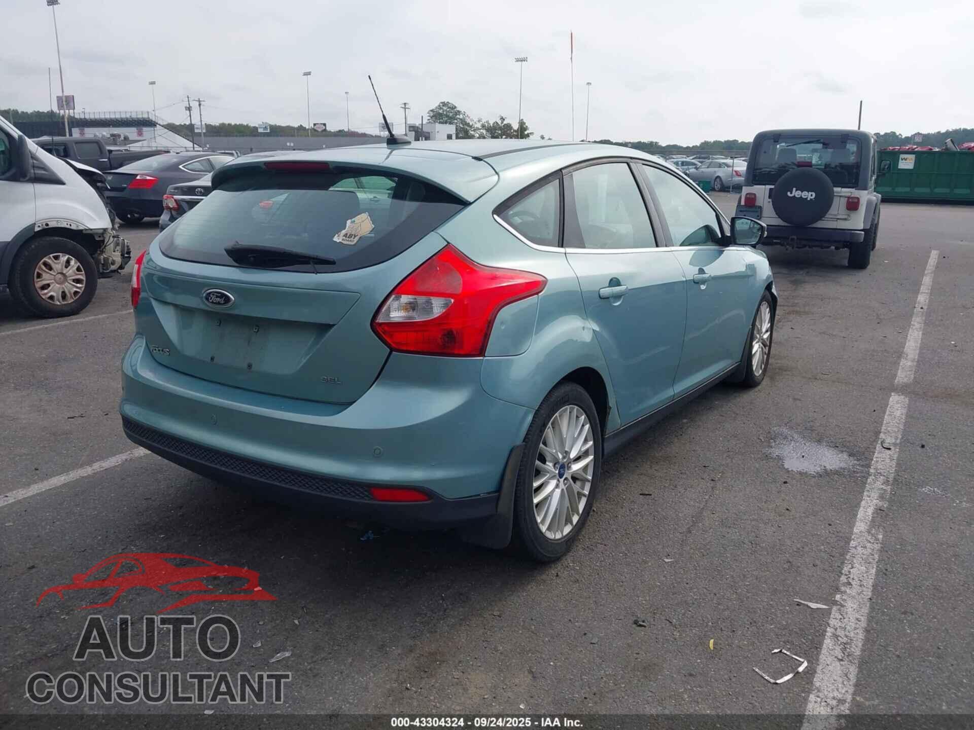 FORD FOCUS 2012 - 1FAHP3M29CL255380