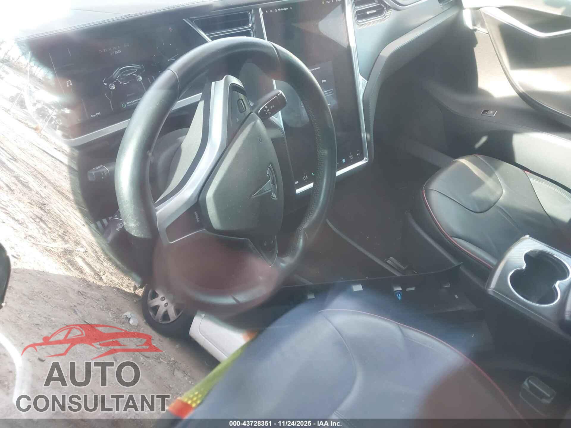 TESLA MODEL S 2013 - 5YJSA1DP4DFP10349