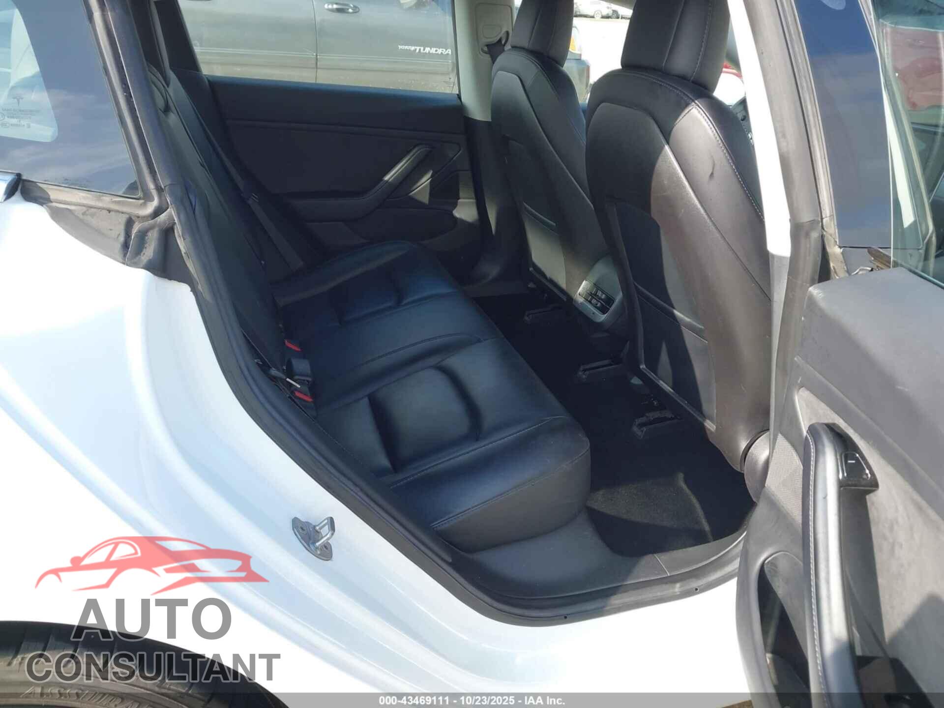 TESLA MODEL 3 2018 - 5YJ3E1EA6JF032704