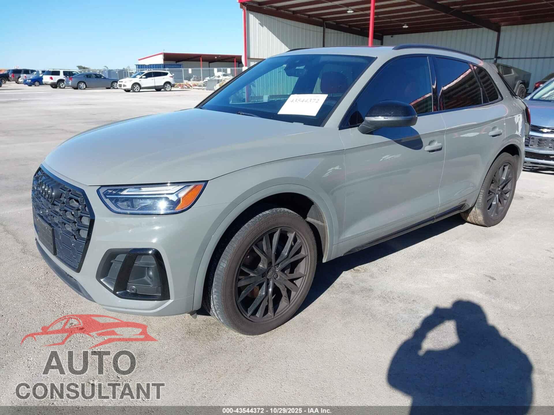 AUDI SQ5 2021 - WA1B4AFY8M2034966
