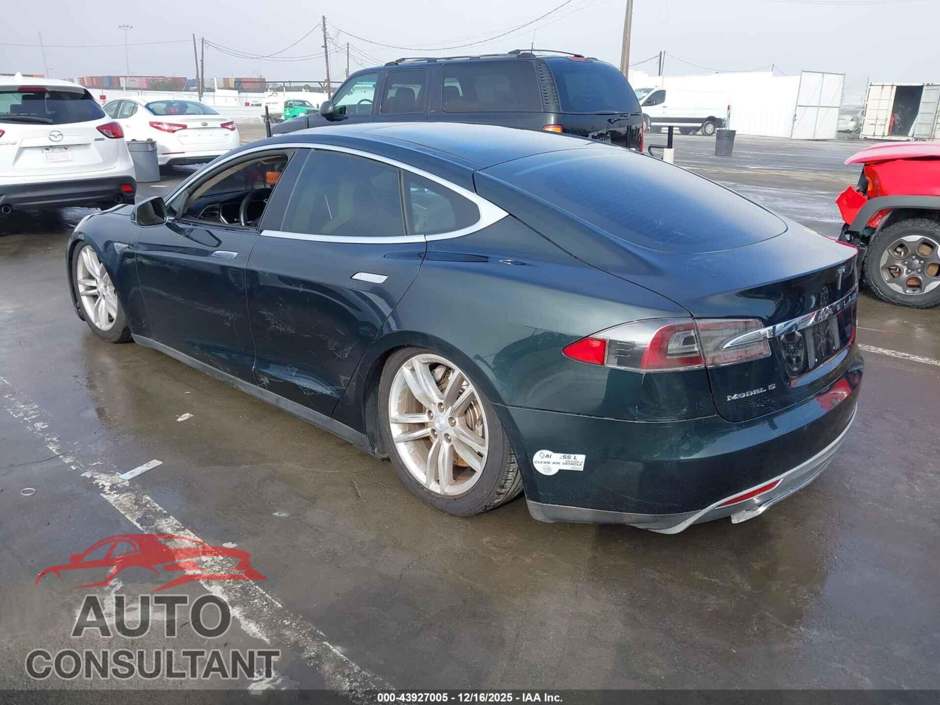 TESLA MODEL S 2013 - 5YJSA1DP7DFP17019