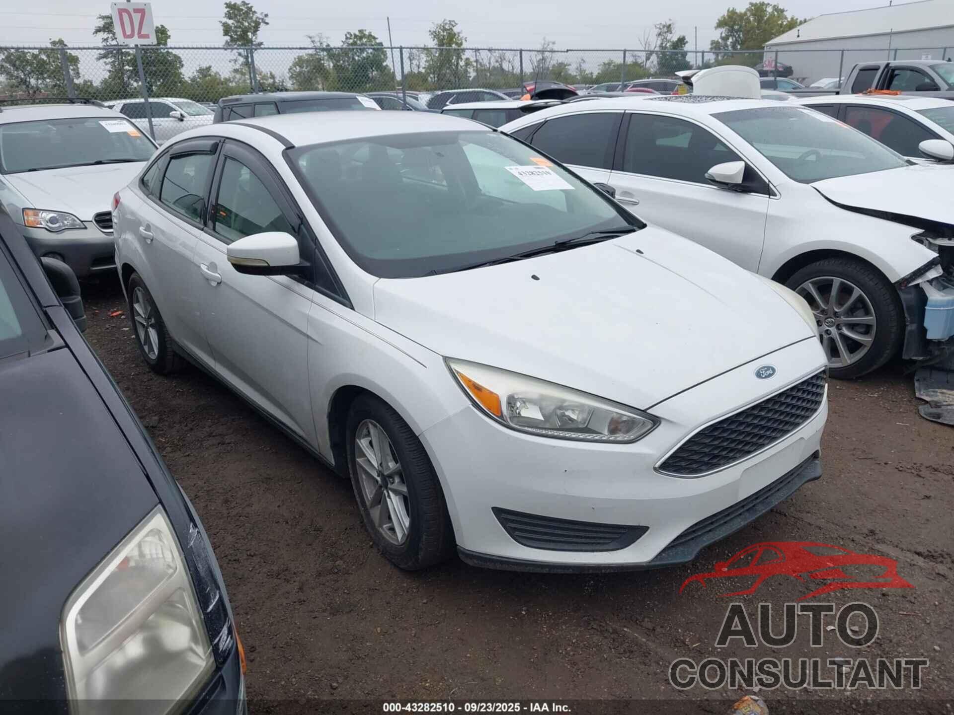 FORD FOCUS 2017 - 1FADP3F26HL242265