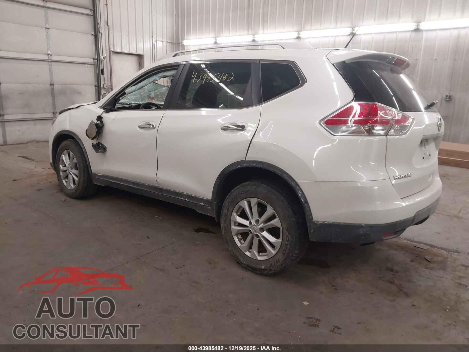 NISSAN ROGUE 2015 - KNMAT2MV2FP520746