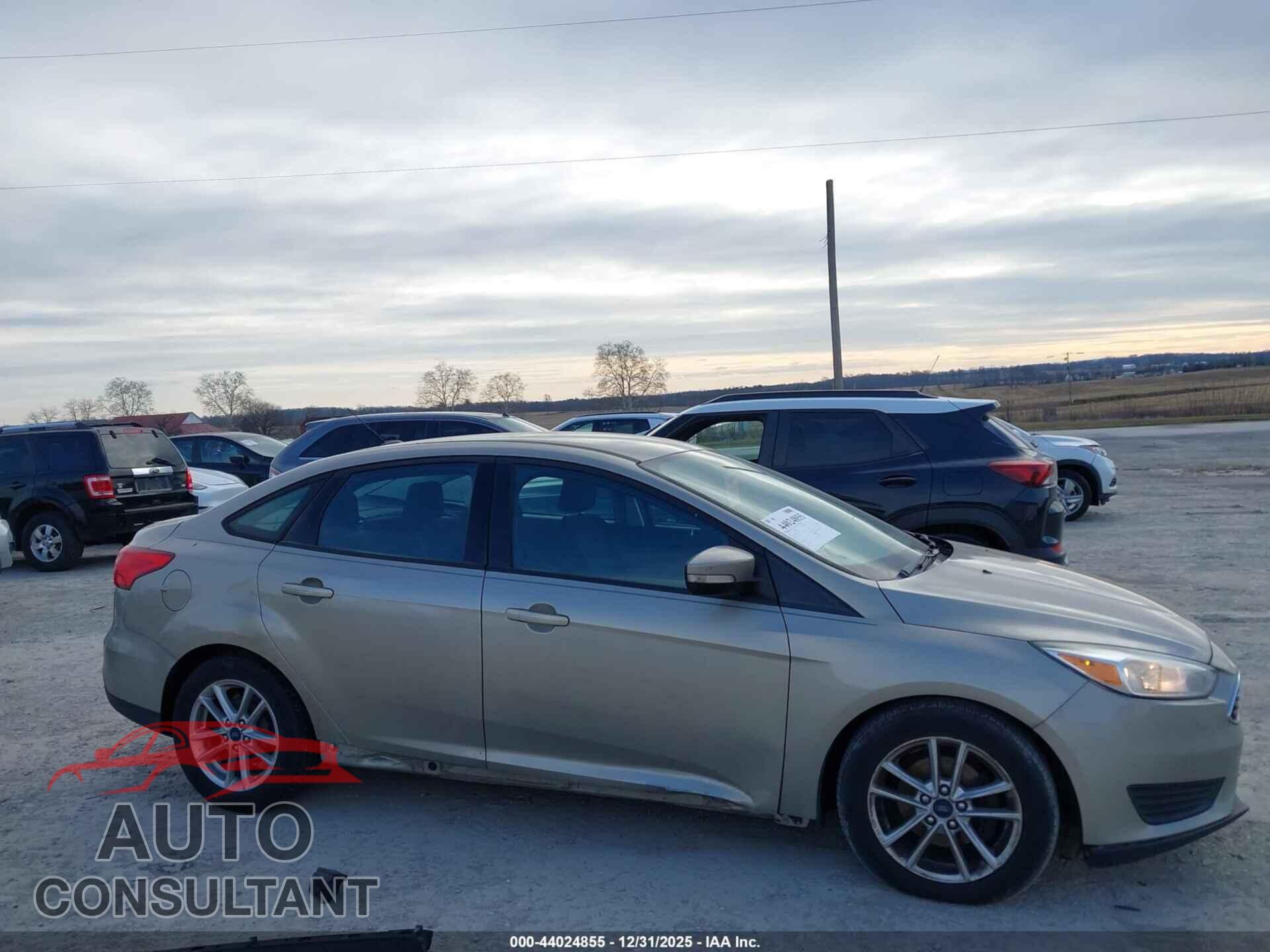 FORD FOCUS 2016 - 1FADP3F28GL264105