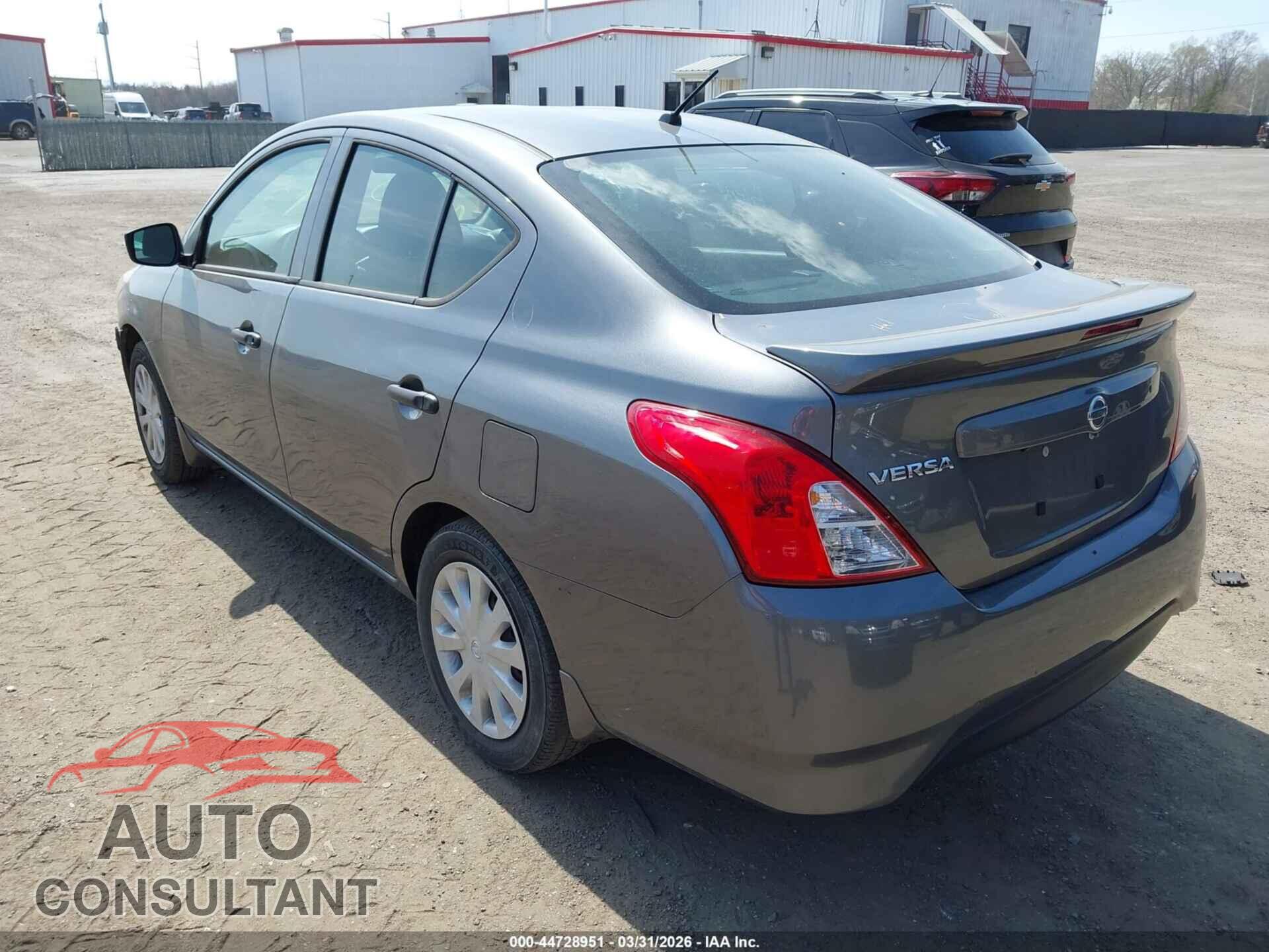 NISSAN VERSA 2019 - 3N1CN7AP3KL804496