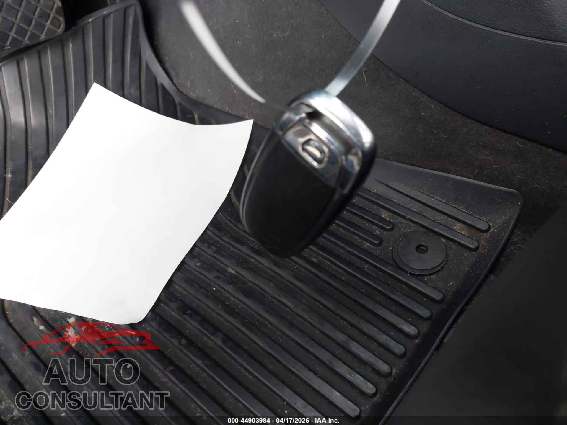 AUDI A4 2016 - WAUFFAFL0GN004687