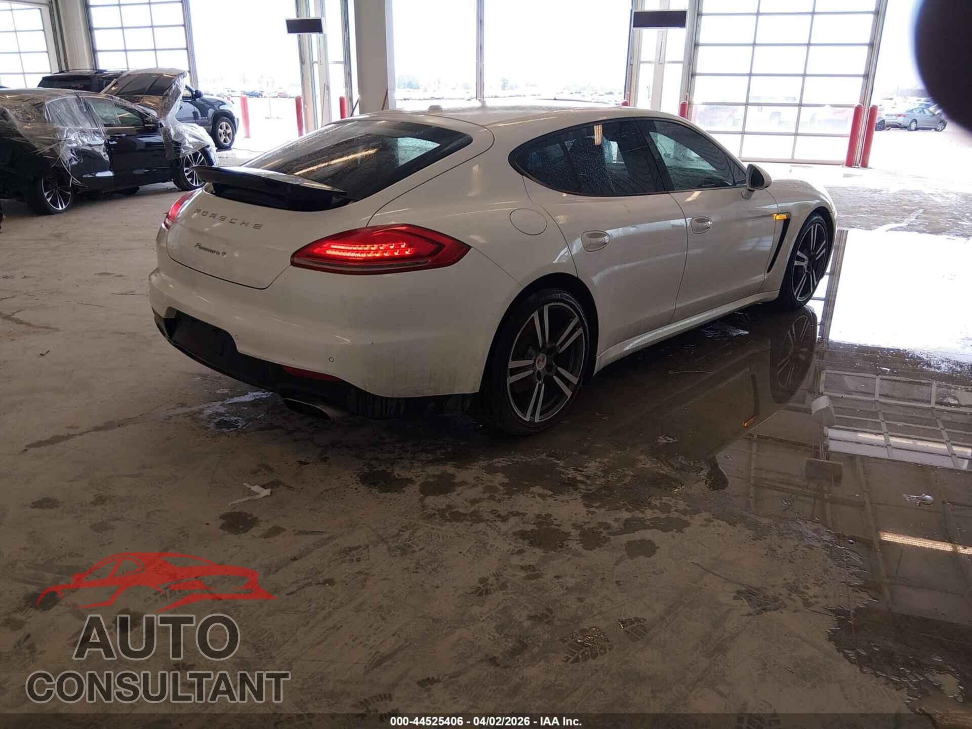 PORSCHE PANAMERA 2014 - WP0AA2A78EL009639