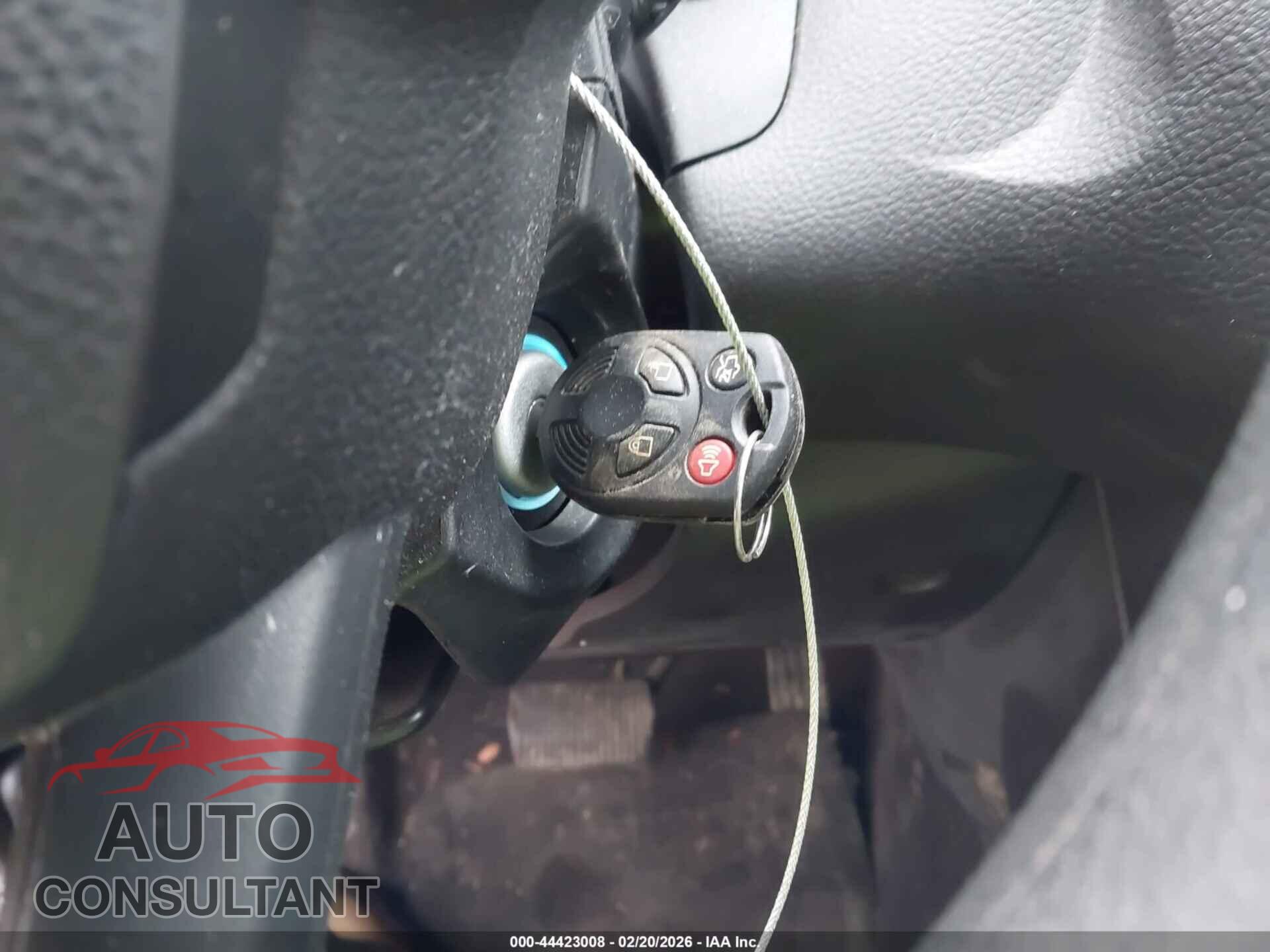 FORD FOCUS 2017 - 1FADP3E23HL326447