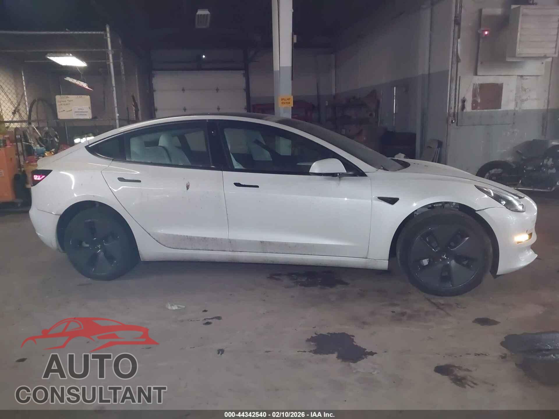 TESLA MODEL 3 2023 - 5YJ3E1EA4PF680857