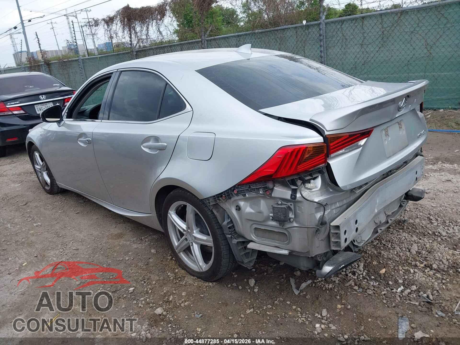 LEXUS IS 300 2020 - JTHAA1D2XL5101152