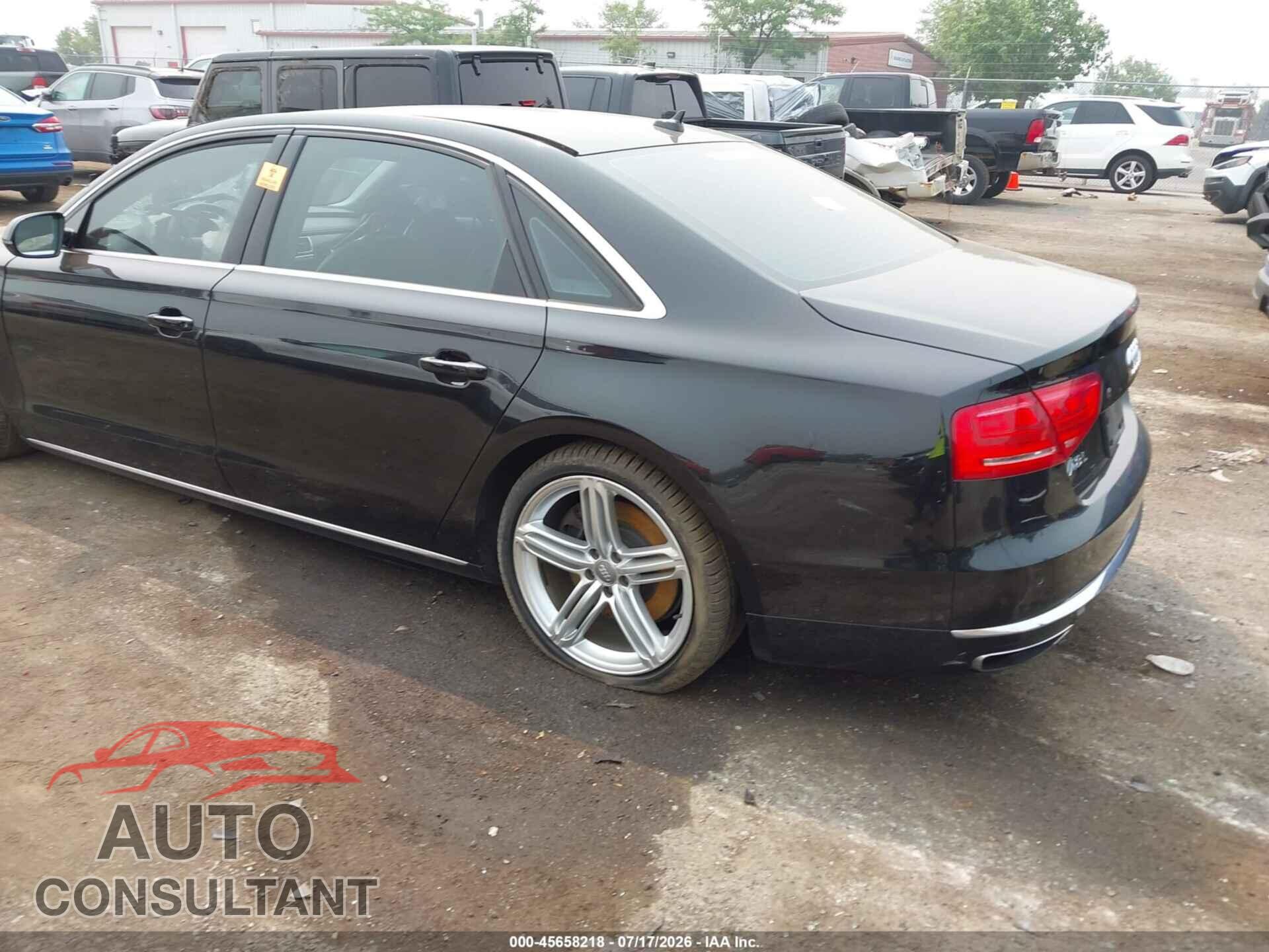 AUDI A8 L 2013 - WAUR2AFD3DN008679